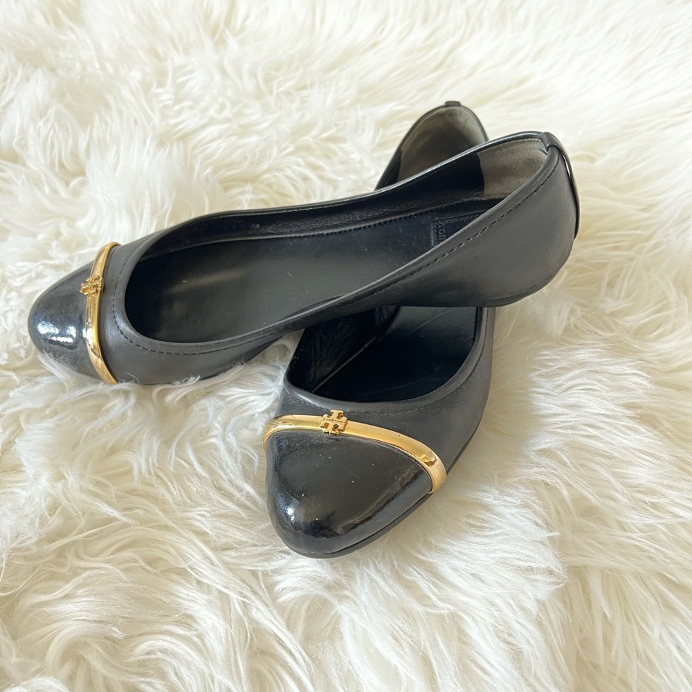 Tory Burch flats size 8.5 *rare find*